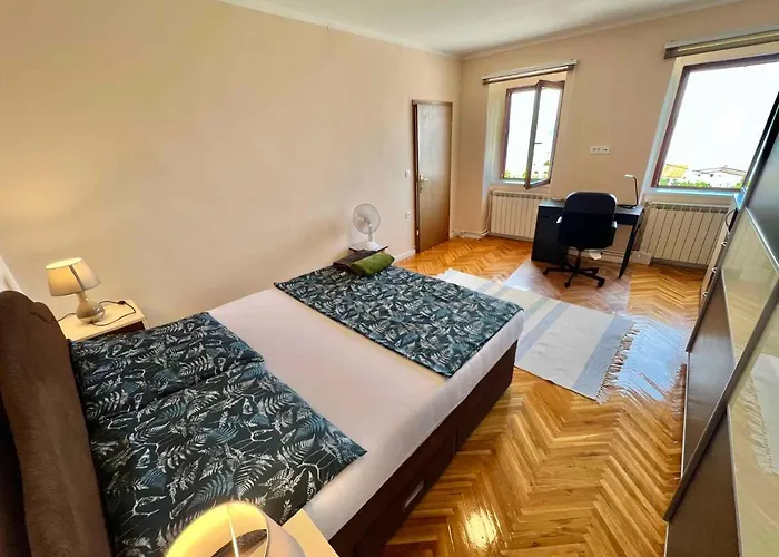 In 45038 بيت للعطل *