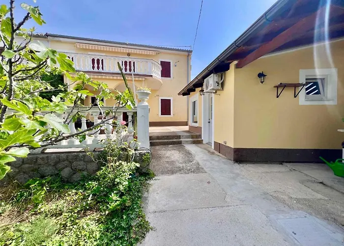 In 45038 * دْغاماي