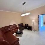 In 45038 * Dramalj